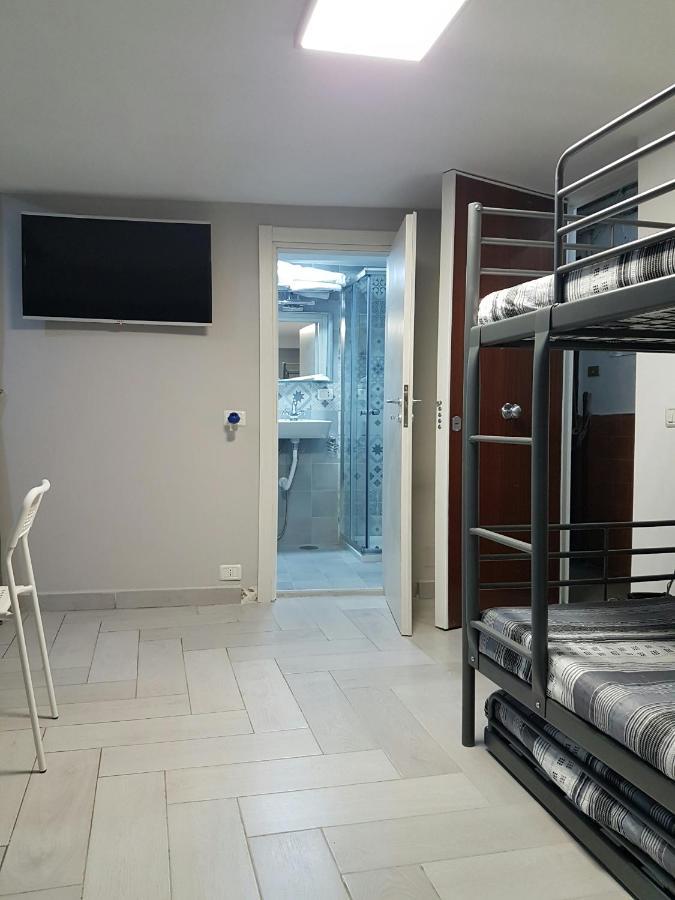 לינה וארוחת בוקר נאפולי Casa Lucia מראה חיצוני תמונה
