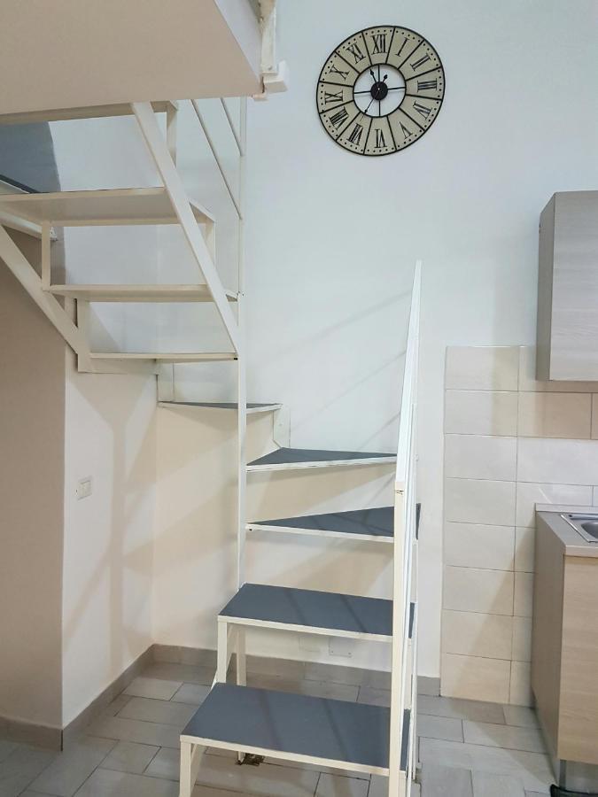 לינה וארוחת בוקר נאפולי Casa Lucia מראה חיצוני תמונה